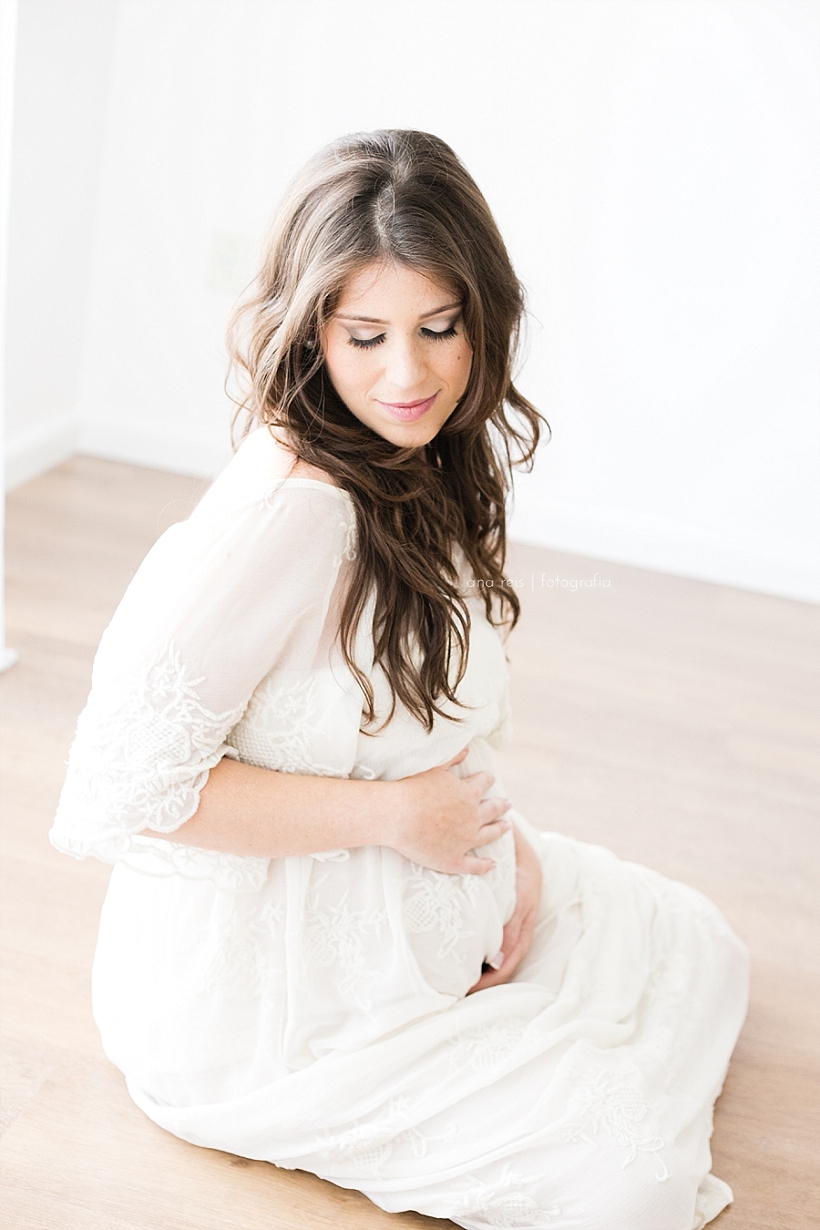 AnaReis_FotografiaGestanteEstudioLuzNatural_SaoJoseDosCampos_Camila_0008