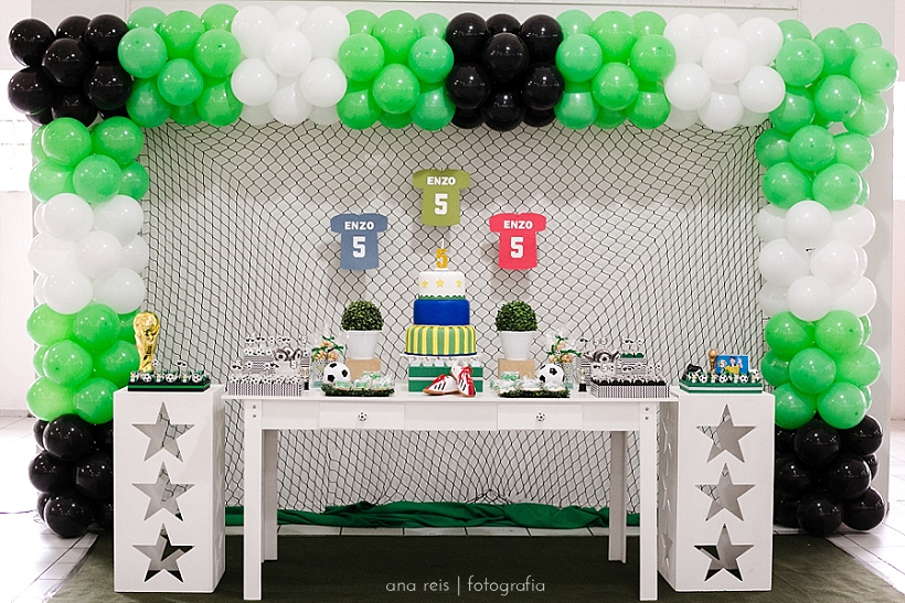 AnaReis_FotografiaFestaInfantil_BeeHappySaoJoseDosCampos_Enzo_0001