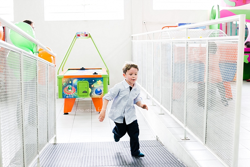 AnaReis_FotografiaFestaInfantil_BeeHappySaoJoseDosCampos_Enzo_0022