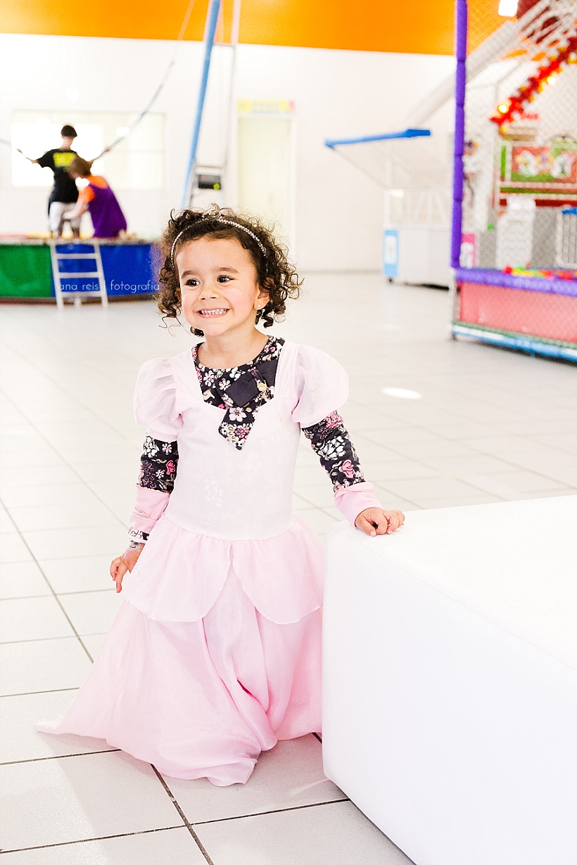 AnaReis_FotografiaFestaInfantil_BeeHappySaoJoseDosCampos_Enzo_0058