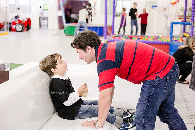 AnaReis_FotografiaFestaInfantil_BeeHappySaoJoseDosCampos_Enzo_0094